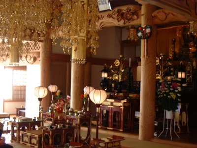 西光寺内陣